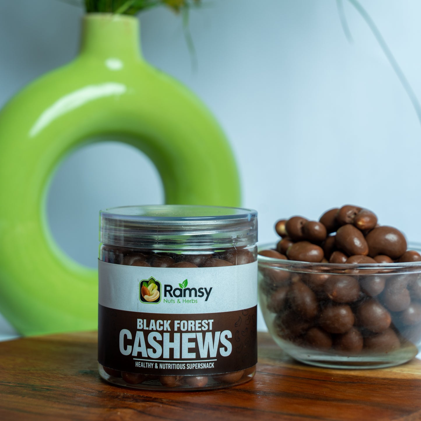 BLACK FOREST CASHEW